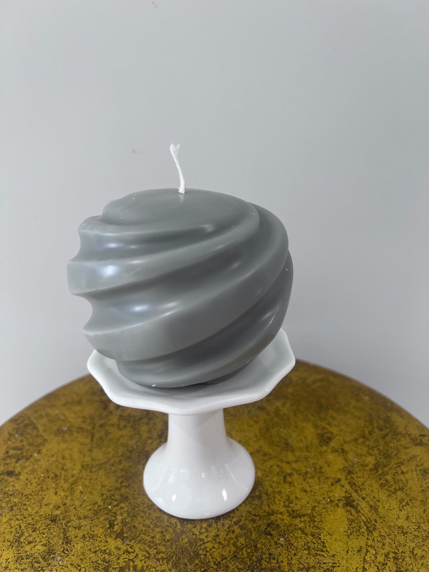 Spiral Wave Pillar